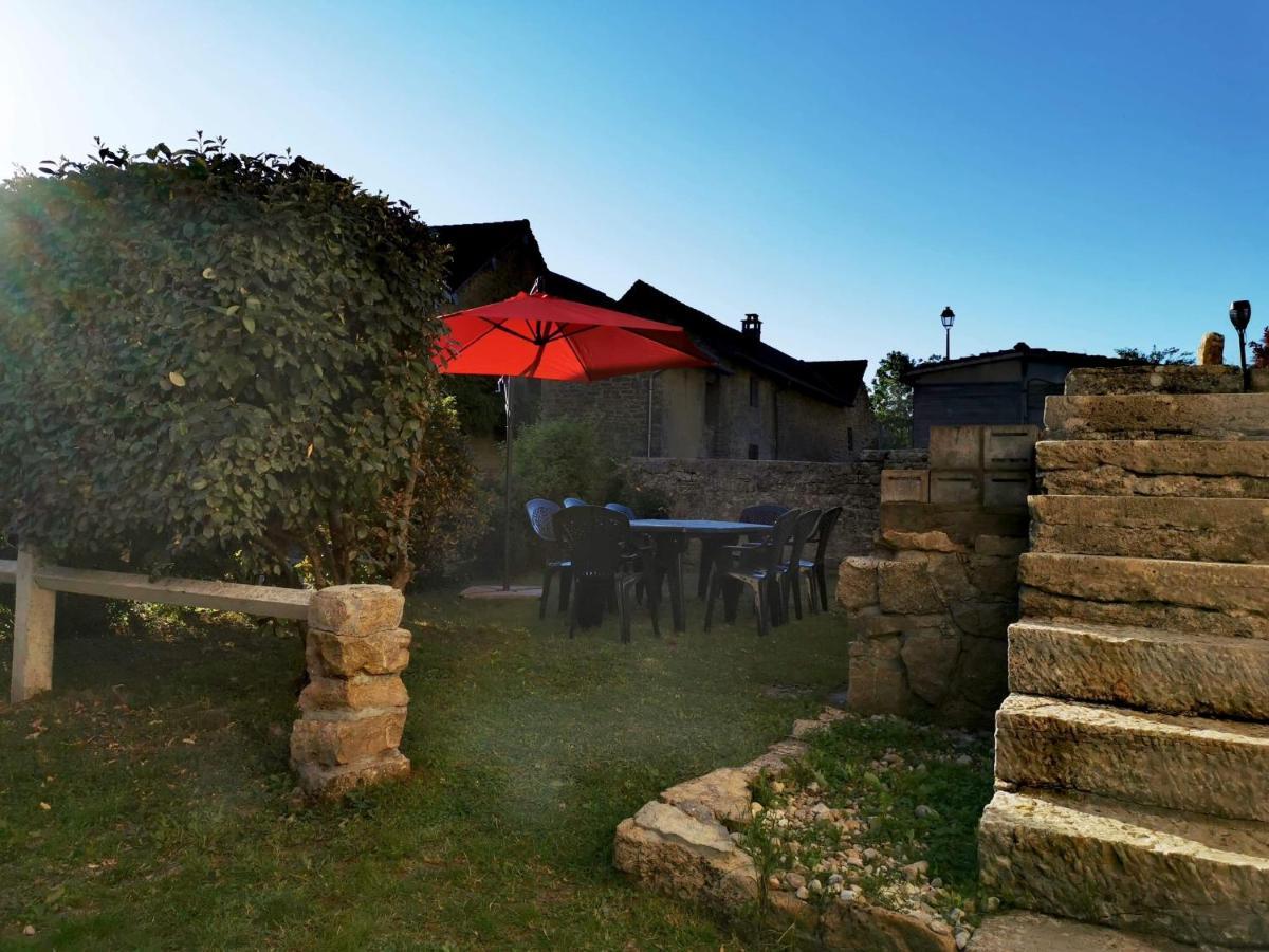 Gite Des 3 Vallees Baume-les-Messieurs Exterior photo