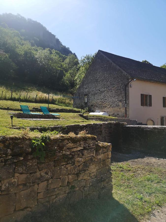 Gite Des 3 Vallees Baume-les-Messieurs Exterior photo